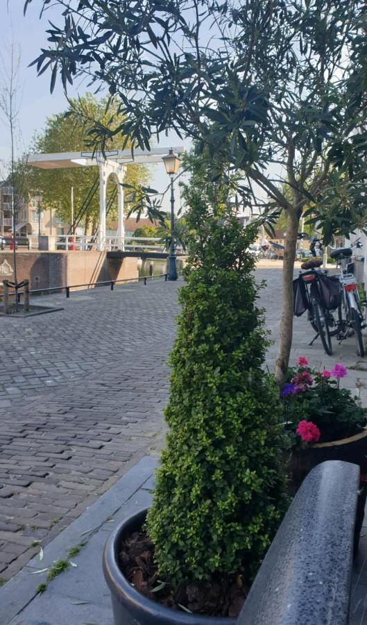 Apart Hotel De Grote Kade I Voorheen B&B De Grote Kade Goes Bagian luar foto